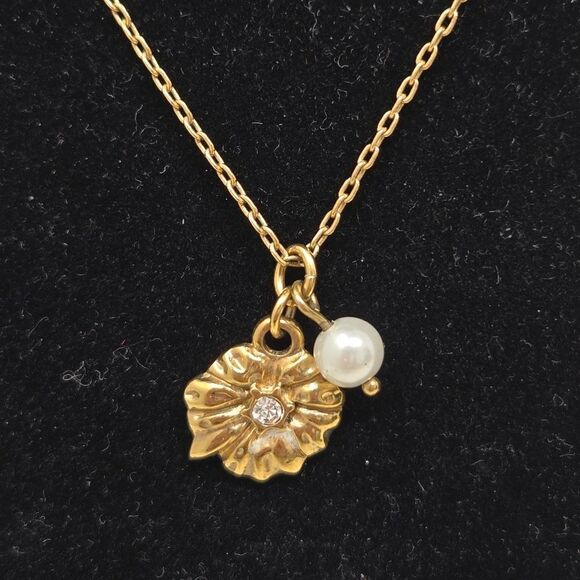J. CREW Petite Gold Flower Pendant Necklace with Pearl Accent - Picture 4 of 4